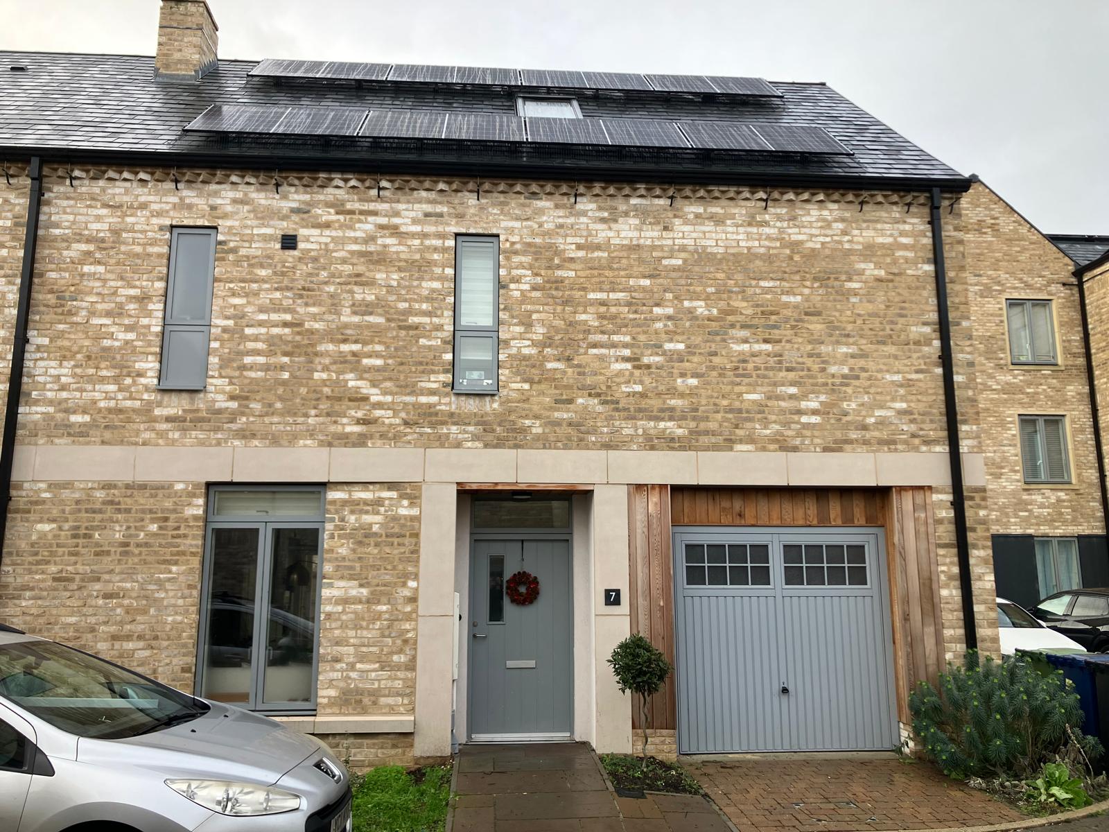 Cambridge, United Kingdom — 8kW Solar + 10kWh Storage